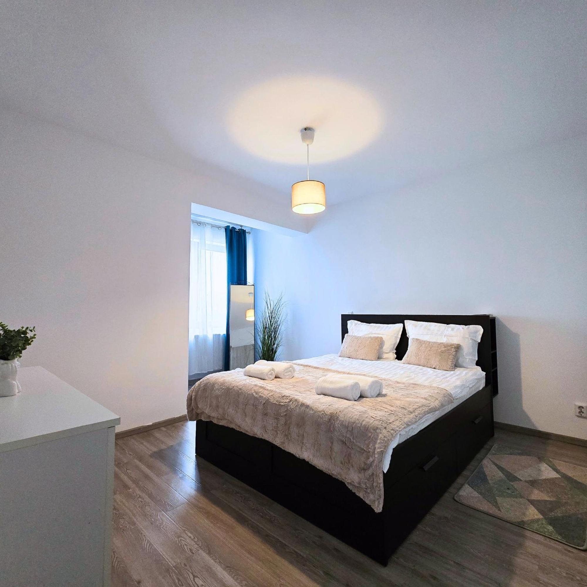 Apartment "Solar 48", Private Parking, One Bedroom Bucarest Extérieur photo